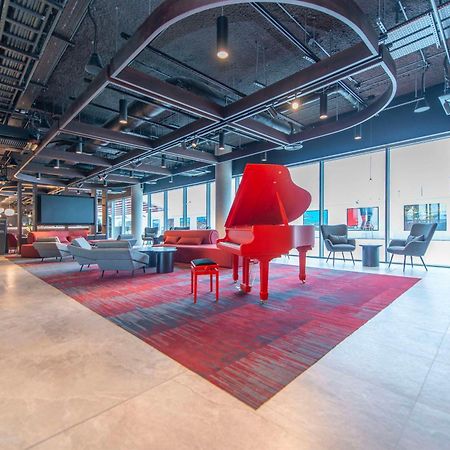 Radisson Red Galway Hotel ภายนอก รูปภาพ