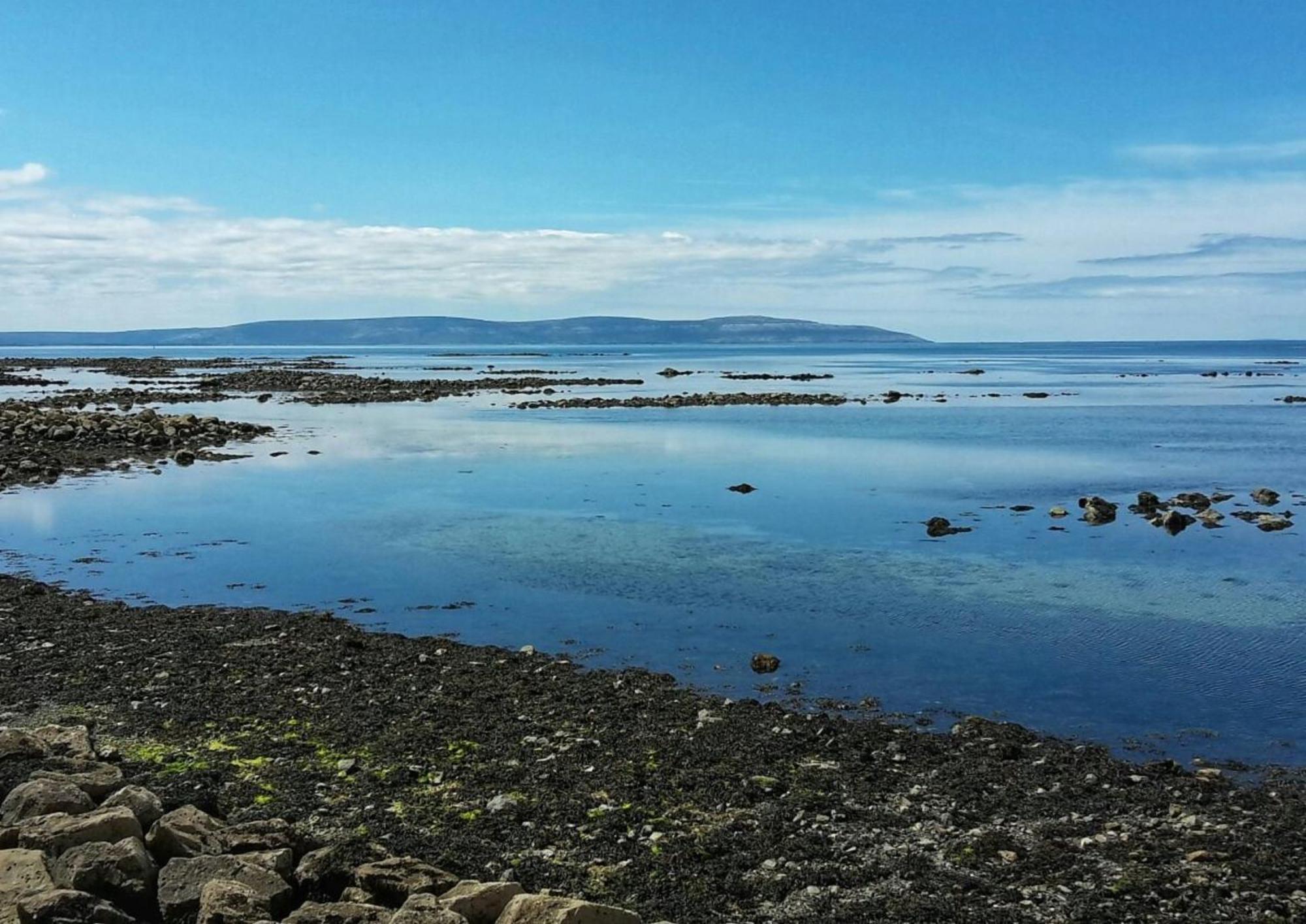 Radisson Red Galway Hotel ภายนอก รูปภาพ