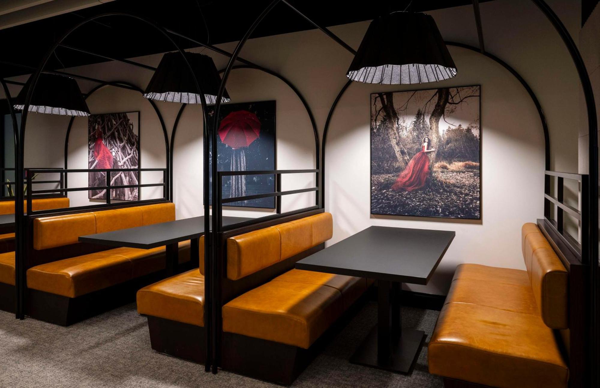 Radisson Red Galway Hotel ภายนอก รูปภาพ